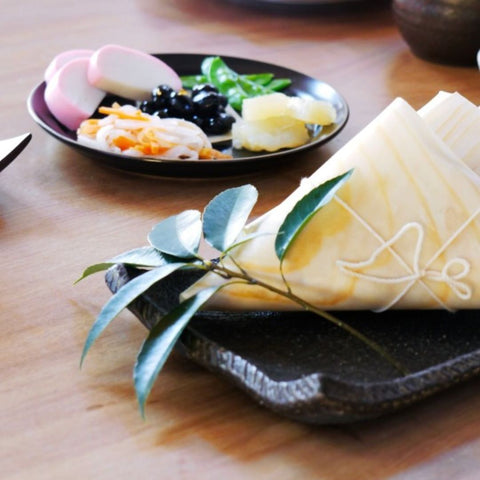 Pine Wood Display Leaves 36x14cm | Natural Food Presentation Platters